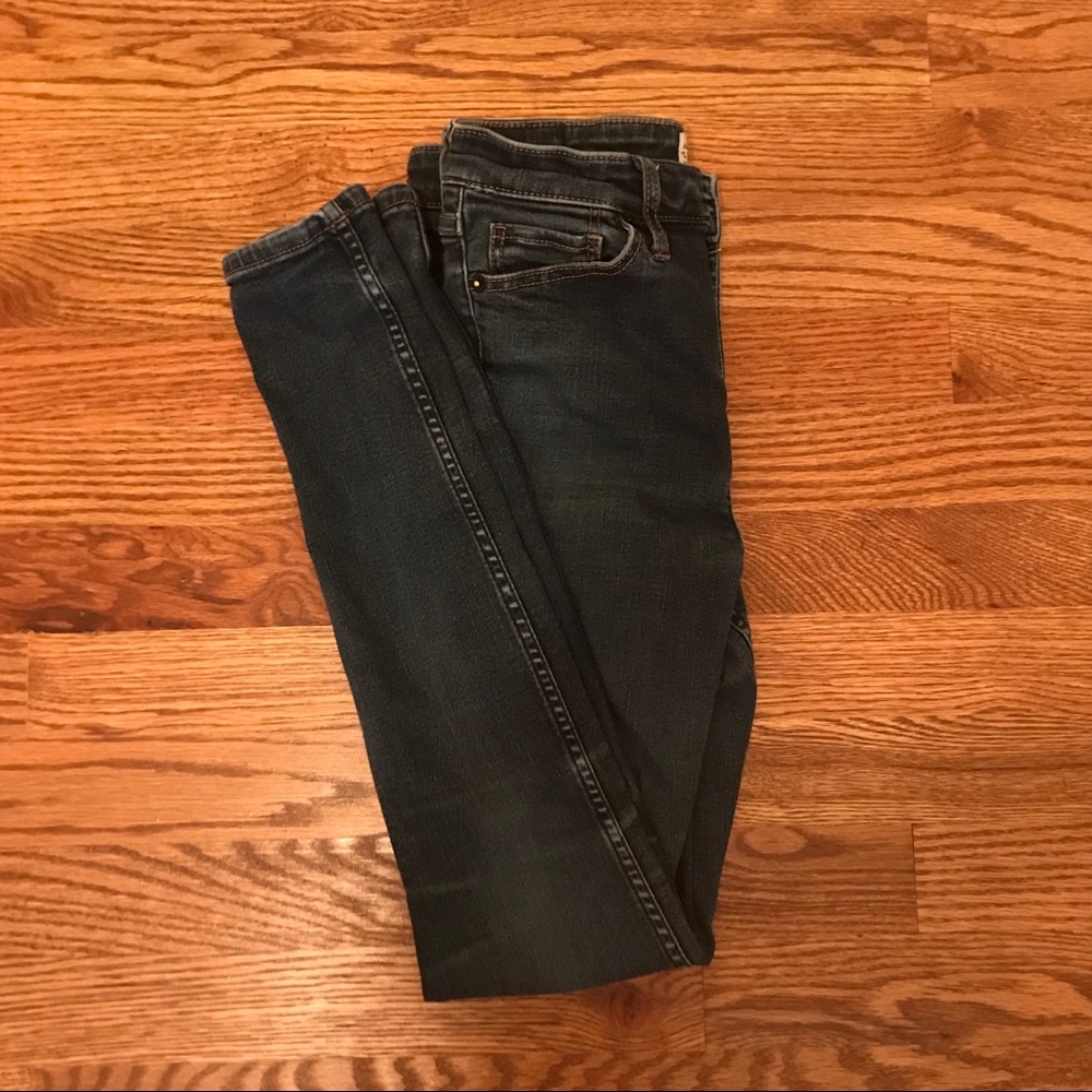 Abercrombie High Waisted Super Skinny Jeans